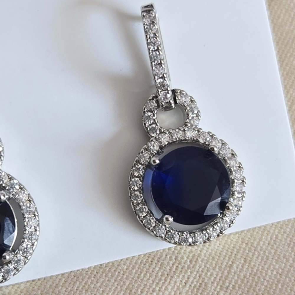 Shapphire Blue And White Dangle Earrings - Picture 4 of 11